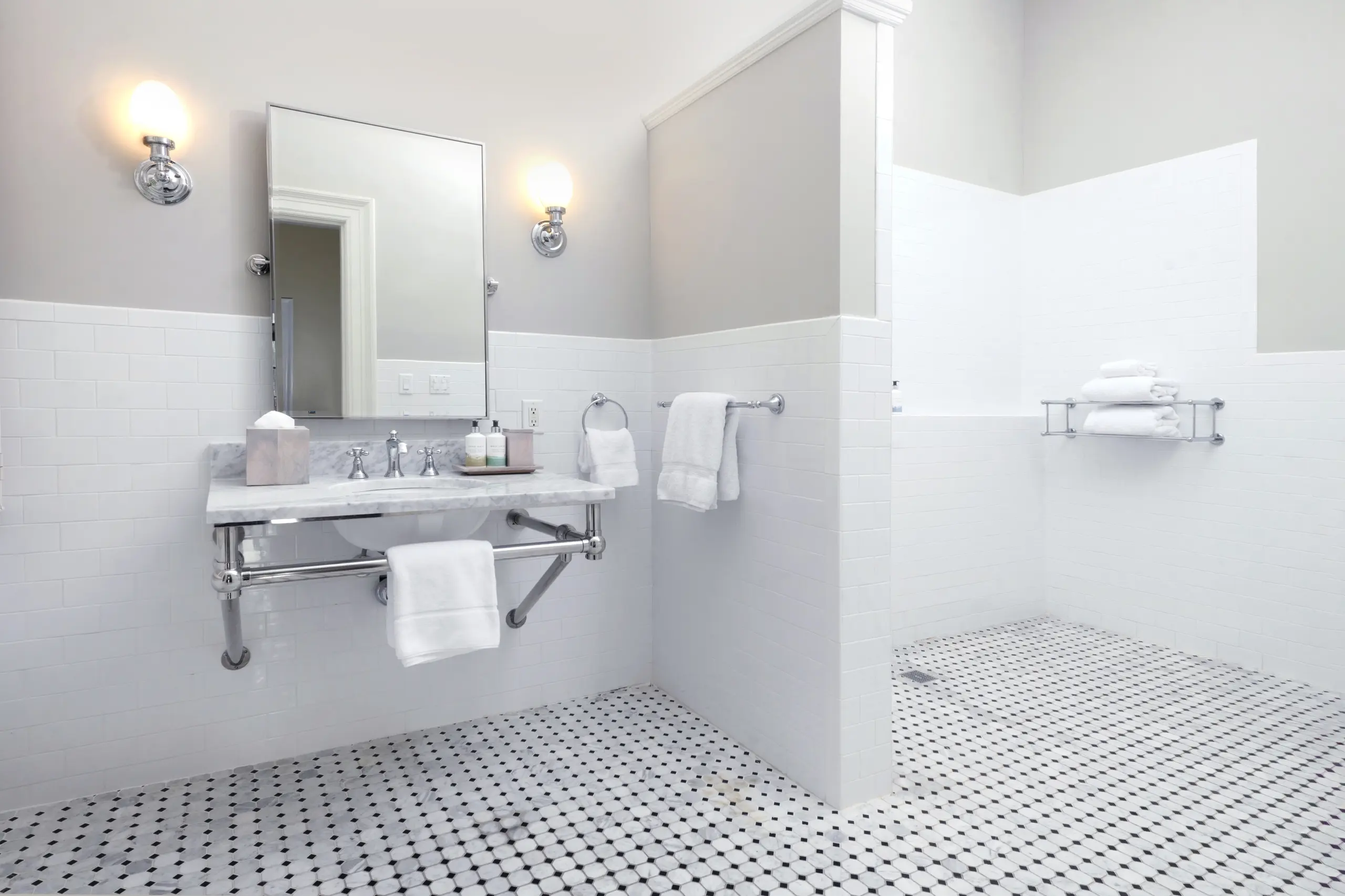 An ADA bathroom with plenty of room to get around